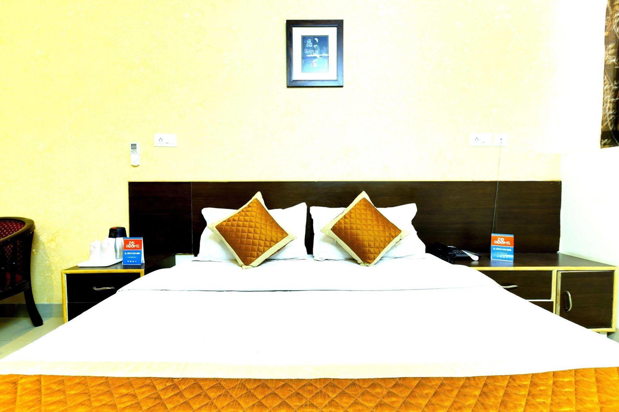 Hotel Ananta Inn Τζαϊπούρ Εξωτερικό φωτογραφία
